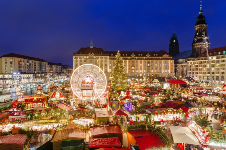 Dresden Striezelmarket masthead