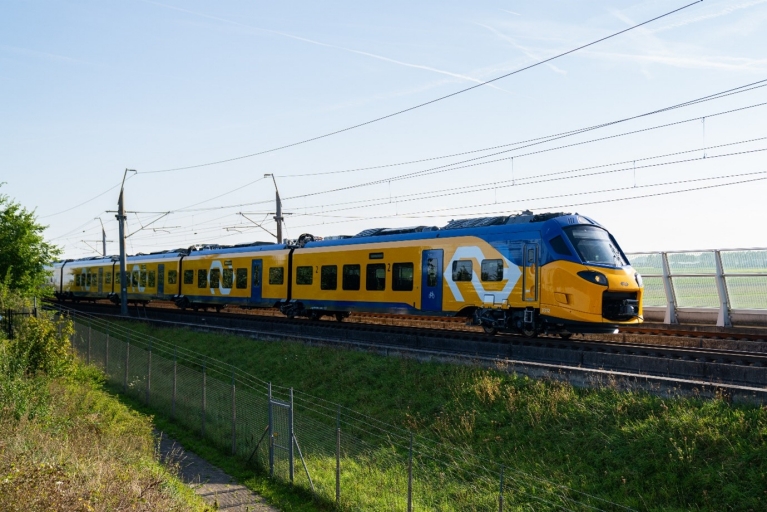 Eurocity Direct train